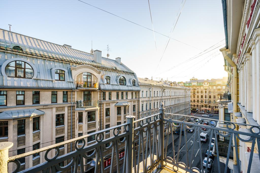 中庭酒店 聖彼得堡 外观 照片